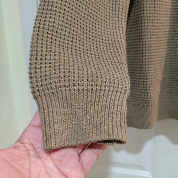 🎉HOST PICK🎉 NWT - PjPaul Jones Men Crew Neck Sweater Sz.Med/Women XL - Picture 5 of 10